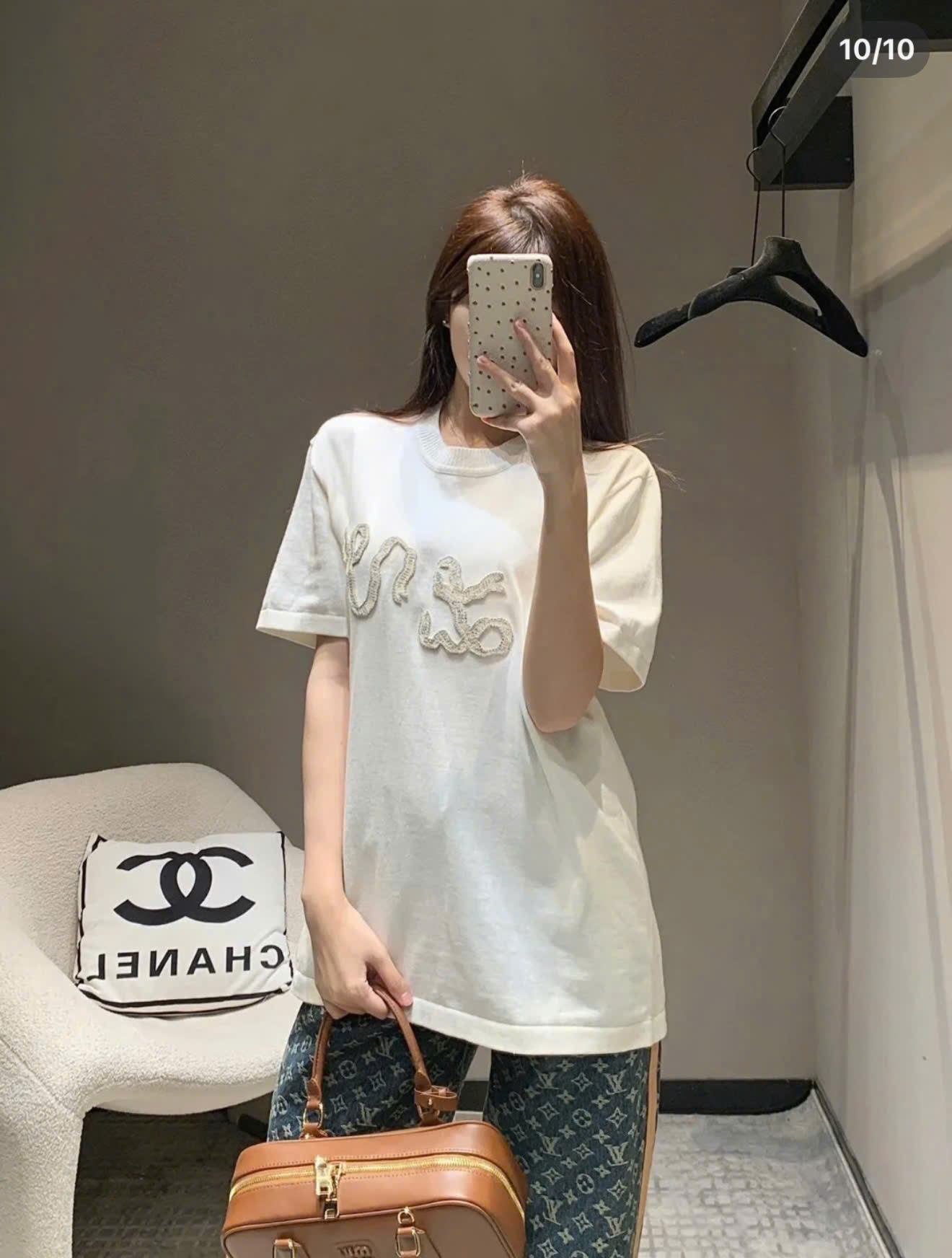 Áo phông T-shirt len Louis Vuitton LV Trắng logo Lv thêu ngực Like Auth on web NV